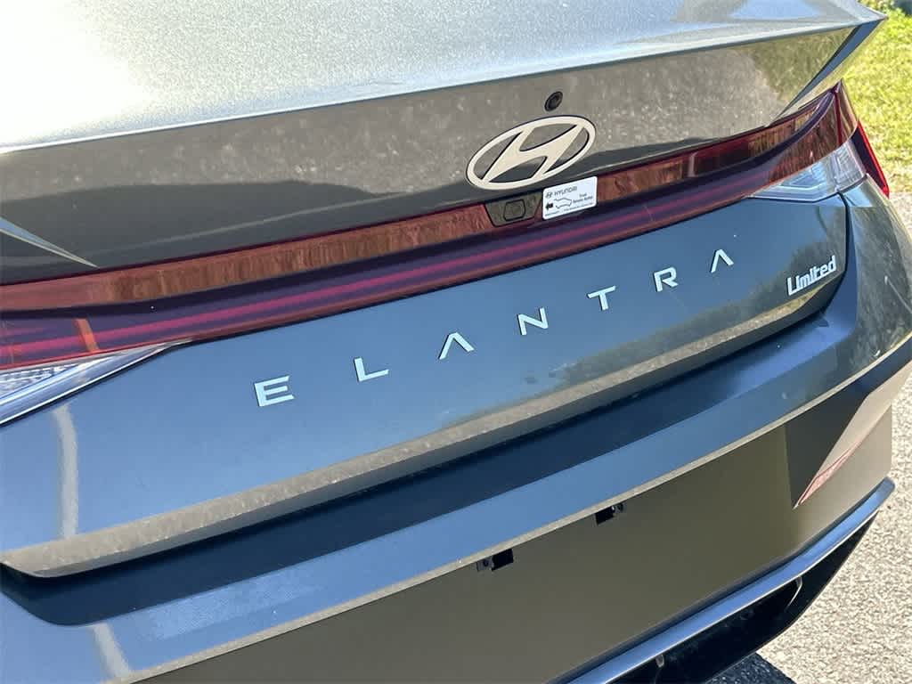 Thumbnail: 2025 Hyundai Elantra - 11