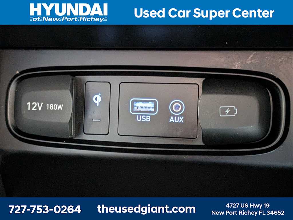 Thumbnail: 2020 Hyundai Santa Fe - 31