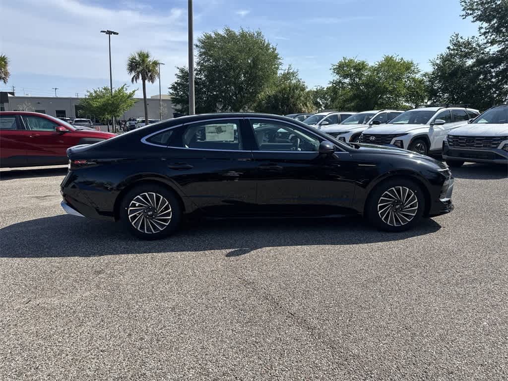 Thumbnail: 2025 Hyundai Sonata - 7
