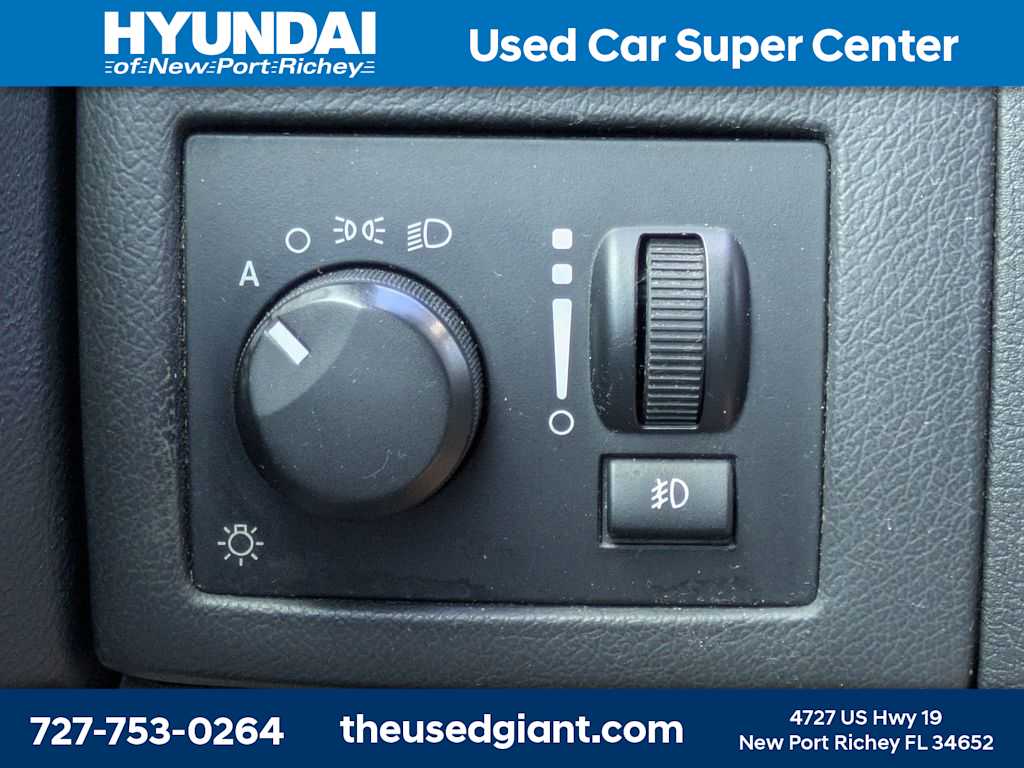 Thumbnail: 2007 Chrysler 300 - 26