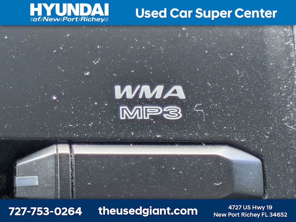 Thumbnail: 2012 Toyota Tacoma - 23