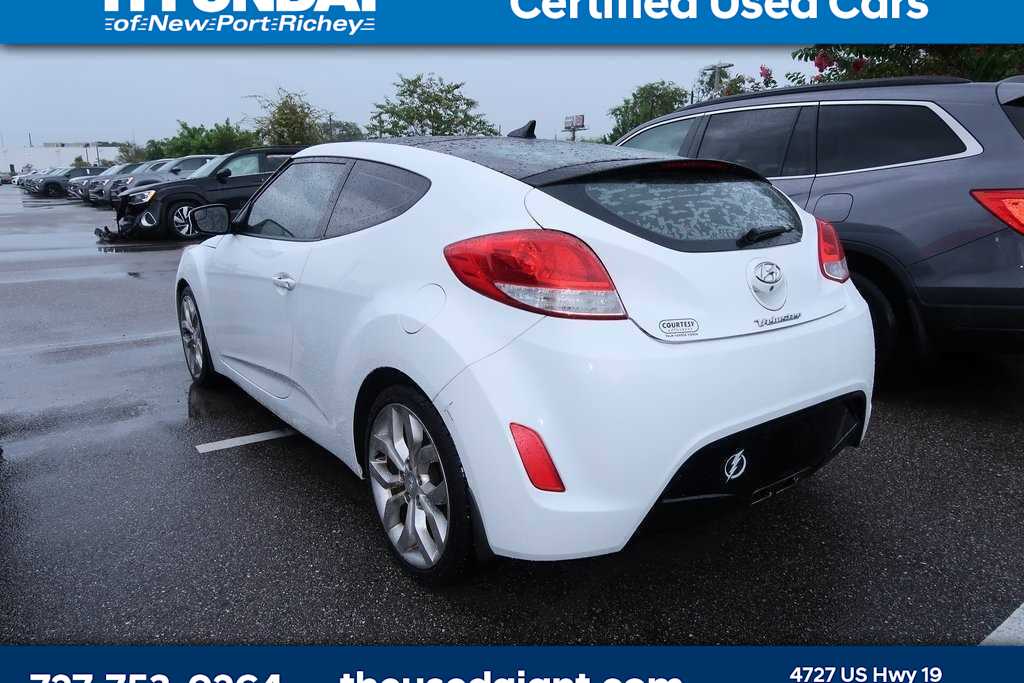 Thumbnail: 2015 Hyundai Veloster - 2