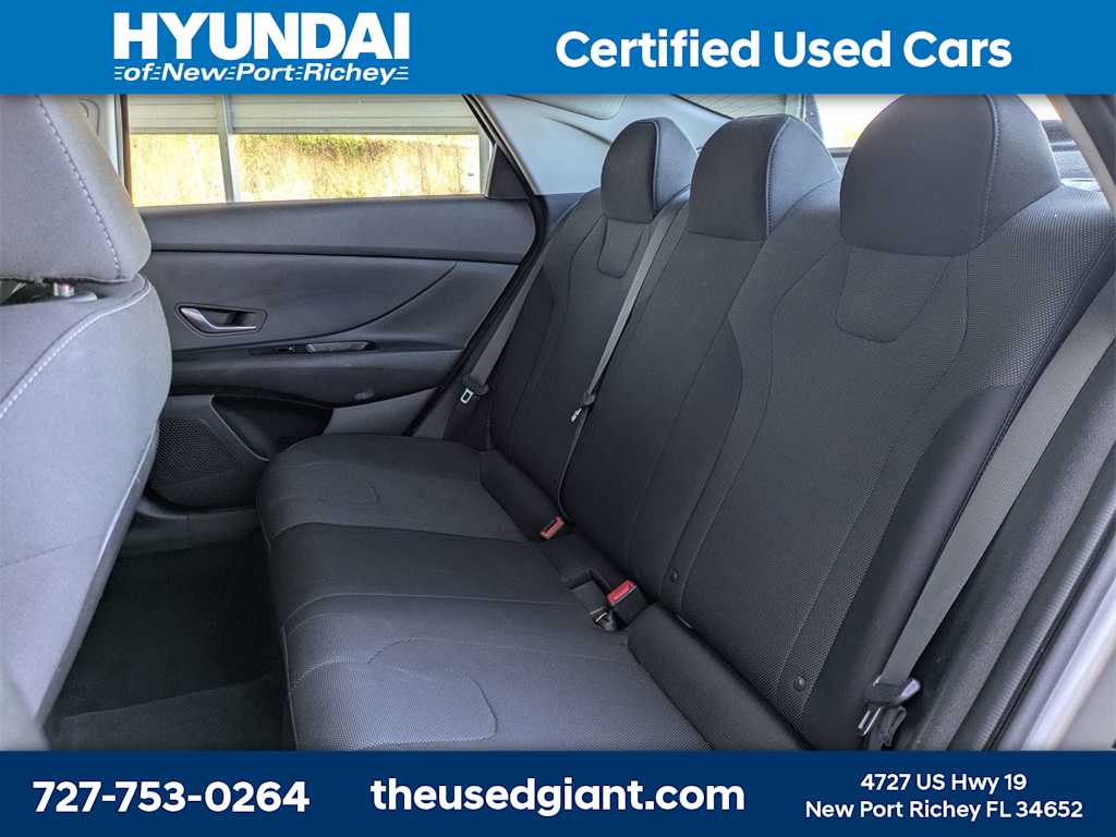 Thumbnail: 2021 Hyundai Elantra - 12