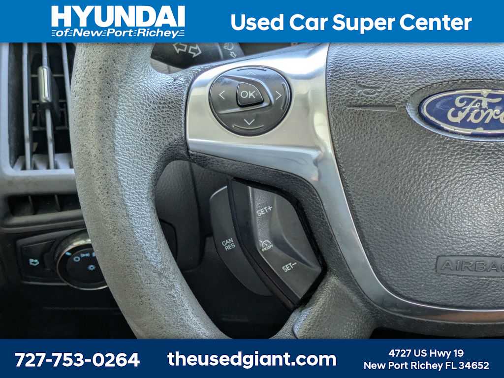 Thumbnail: 2014 Ford Focus - 26