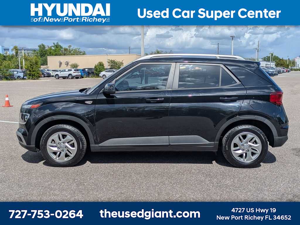 Thumbnail: 2020 Hyundai Venue - 2