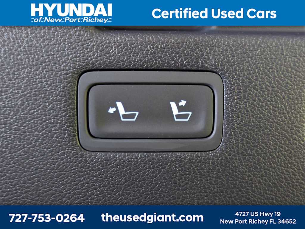 Thumbnail: 2022 Hyundai Palisade - 17