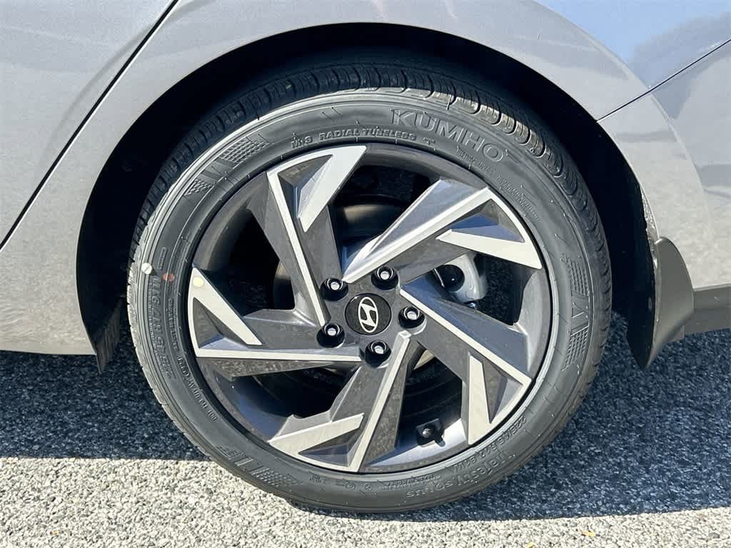 Thumbnail: 2025 Hyundai Elantra - 11