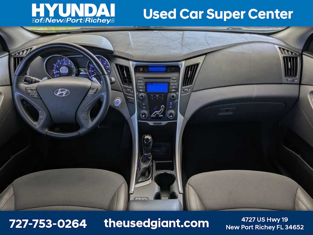 Thumbnail: 2013 Hyundai Sonata - 14