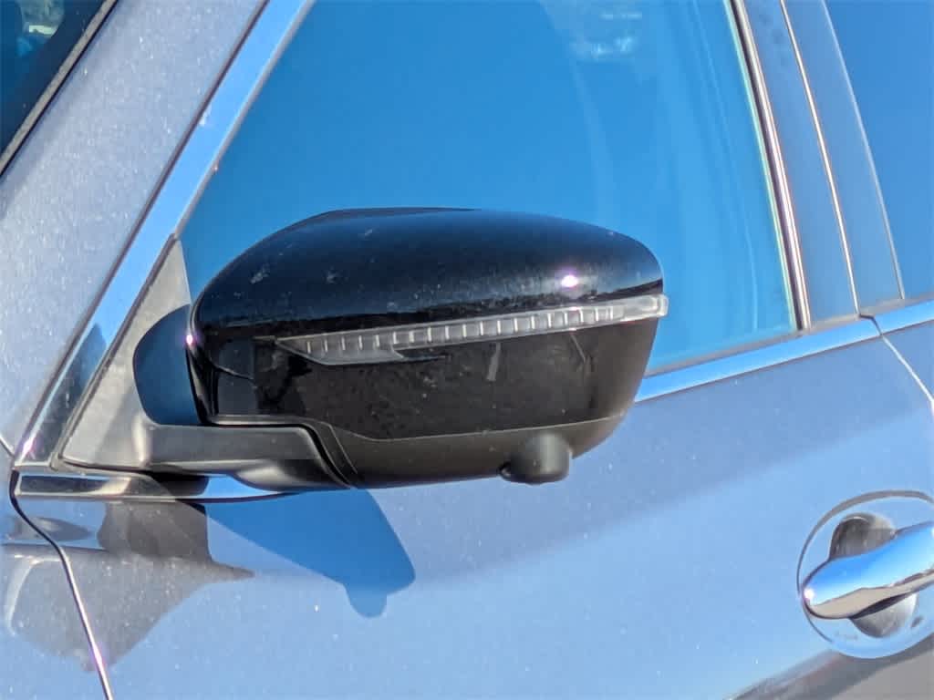 Thumbnail: 2018 Nissan Rogue - 11