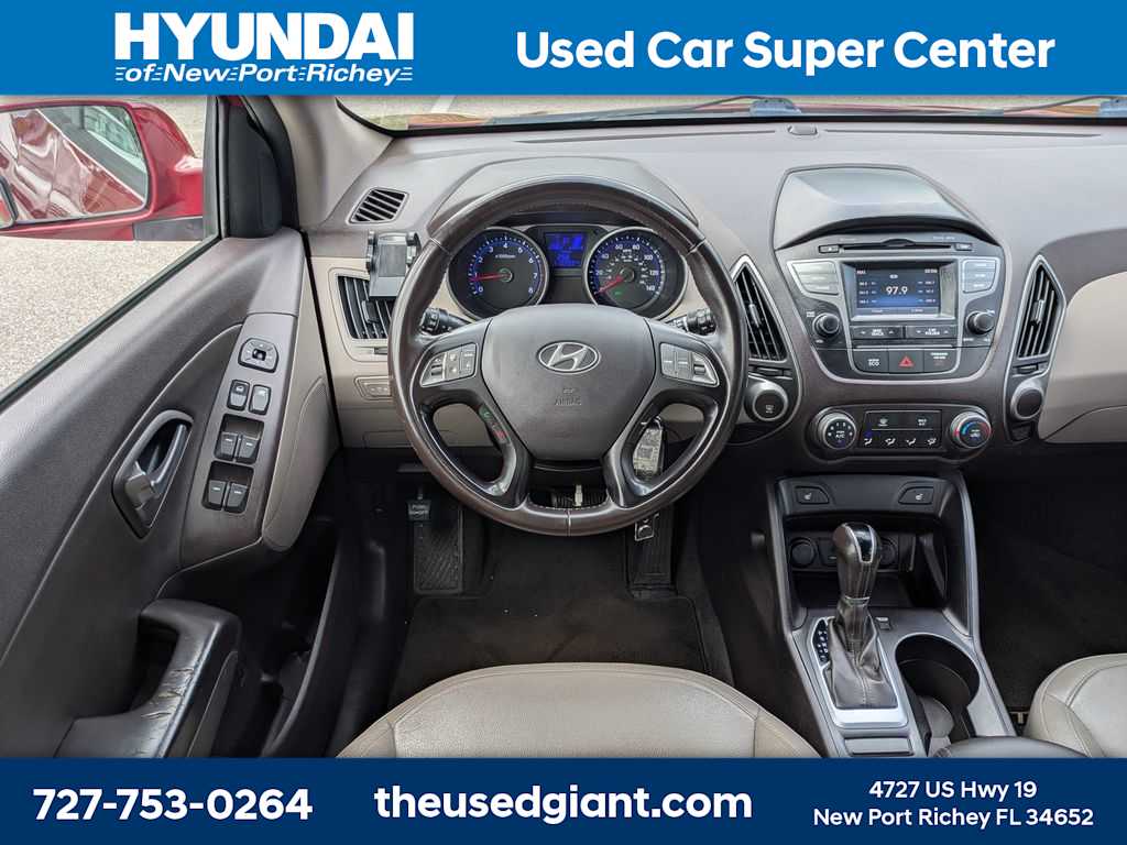 Thumbnail: 2015 Hyundai Tucson - 18