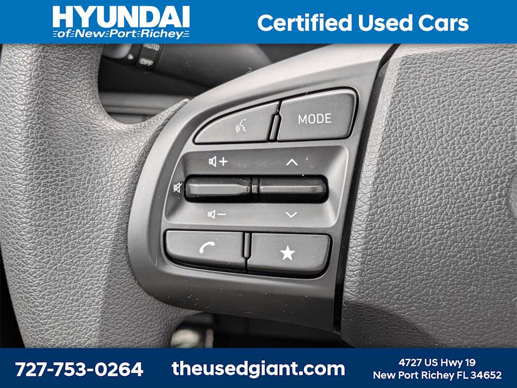 Thumbnail: 2023 Hyundai Venue - 22