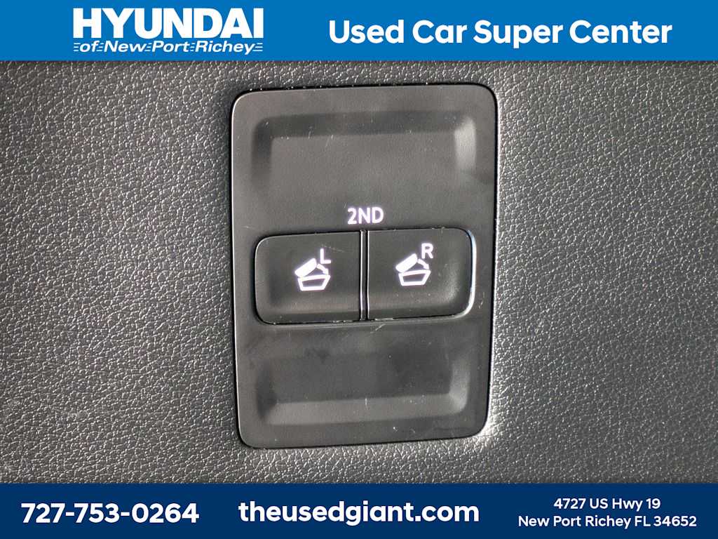 Thumbnail: 2023 Hyundai Palisade - 14