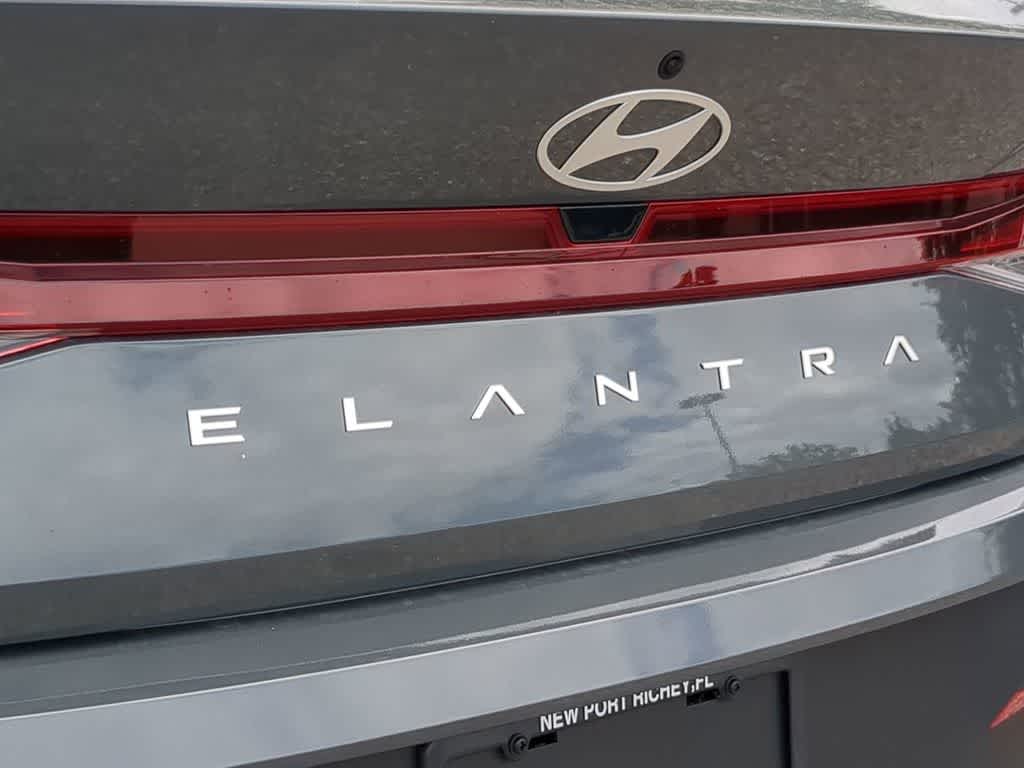Thumbnail: 2025 Hyundai Elantra - 13