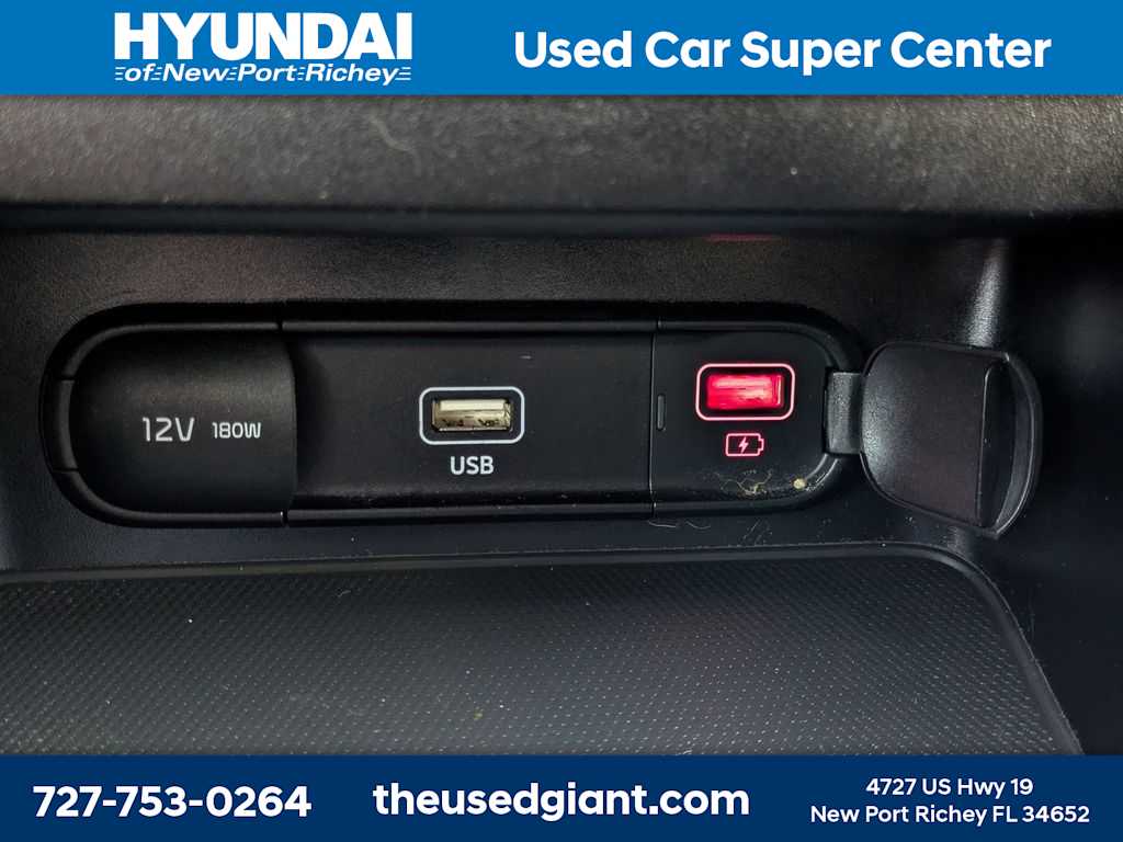 Thumbnail: 2022 Kia Forte - 22