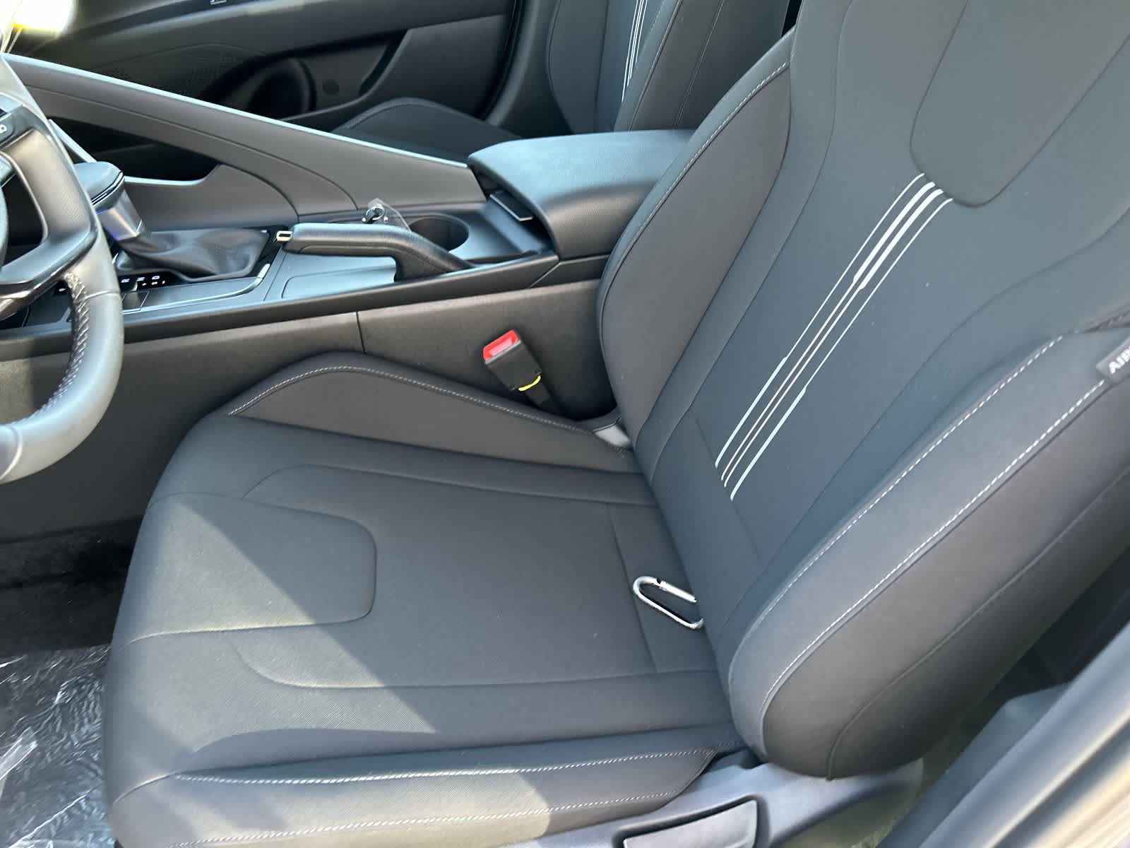 Thumbnail: 2025 Hyundai Elantra - 14