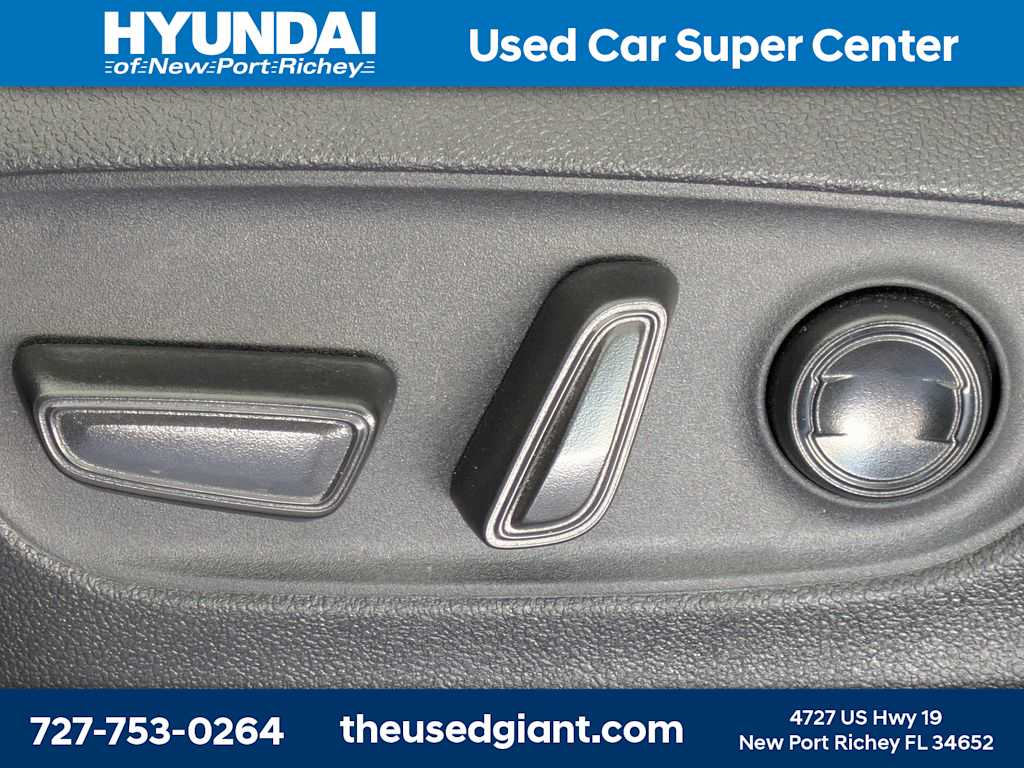 Thumbnail: 2024 Toyota Grand Highlander - 27