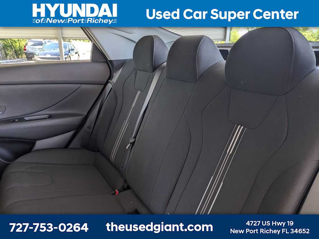 Thumbnail: 2023 Hyundai Elantra - 13