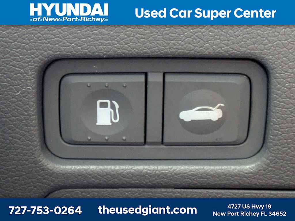 Thumbnail: 2014 Hyundai Sonata - 30