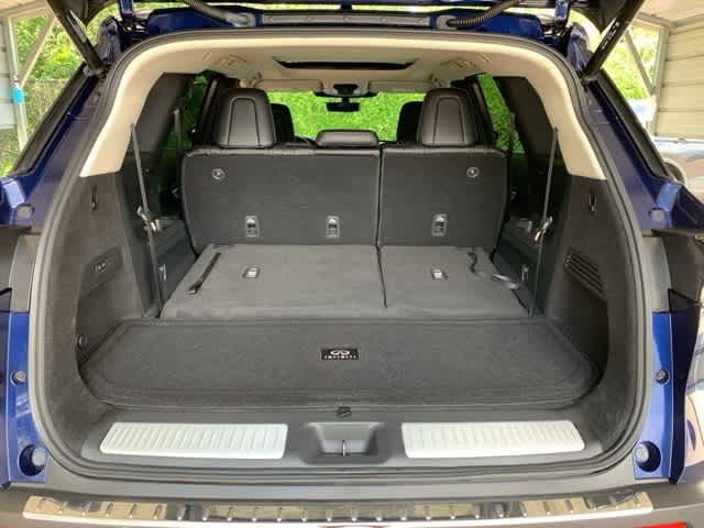 Thumbnail: 2023 INFINITI QX60 - 10