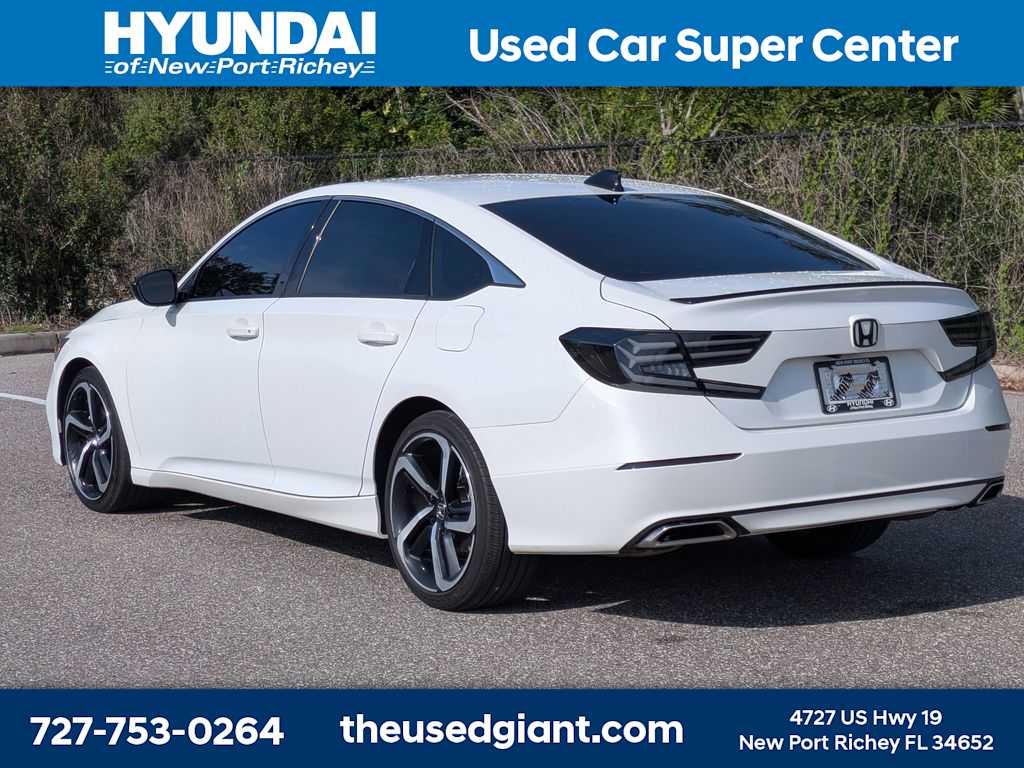 Thumbnail: 2022 Honda Accord - 3