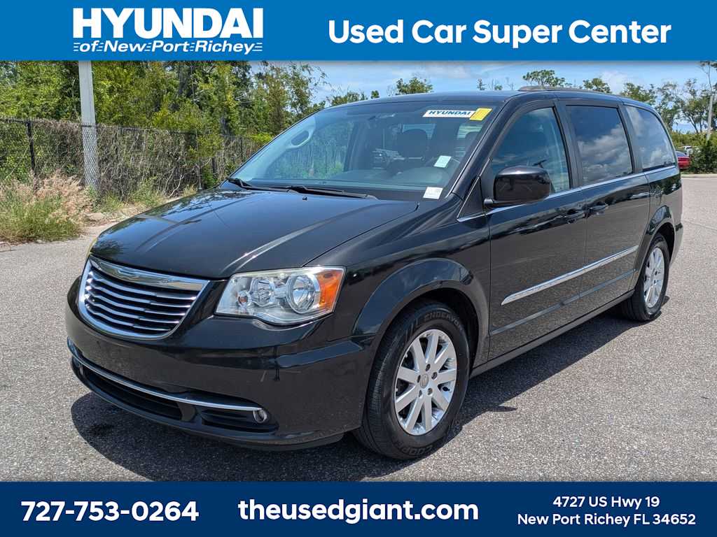 2014 Chrysler Town & Country Touring -
                  New Port Richey, FL