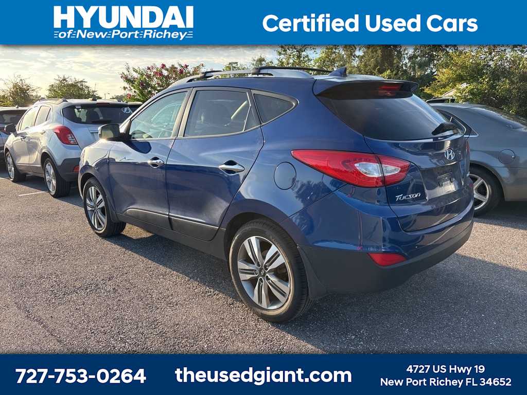 Thumbnail: 2015 Hyundai Tucson - 2