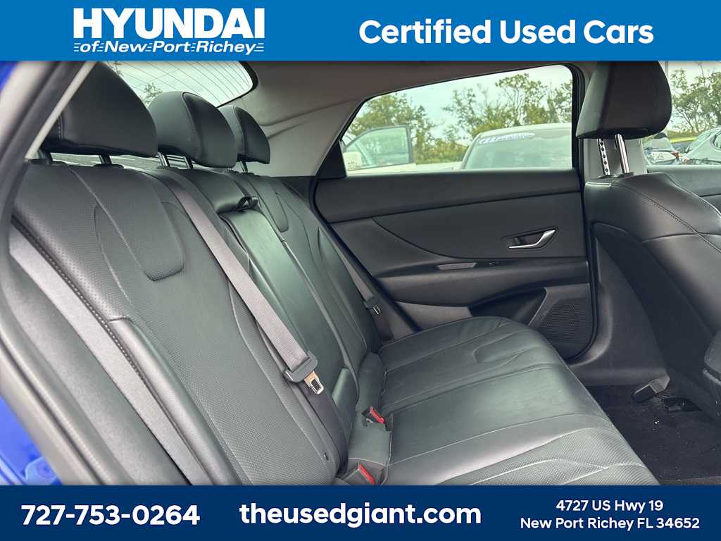 Thumbnail: 2023 Hyundai Elantra - 10
