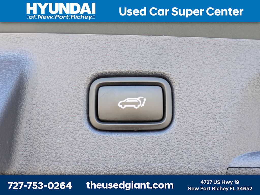Thumbnail: 2022 Hyundai Palisade - 14