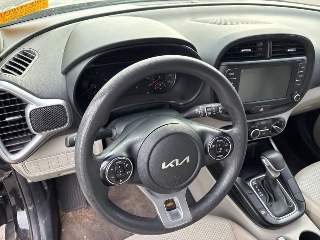 Thumbnail: 2022 Kia Soul - 9