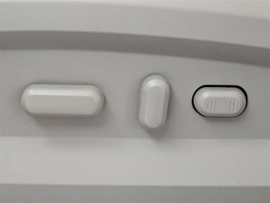 Thumbnail: 2011 Lincoln MKX - 25