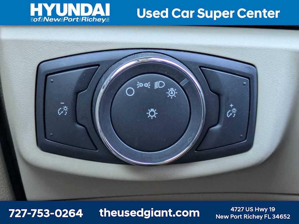 Thumbnail: 2014 Ford Fusion - 25