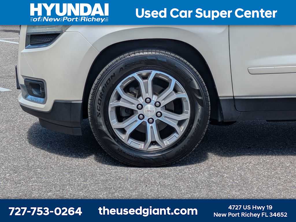 Thumbnail: 2015 GMC Acadia - 10