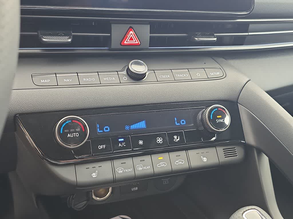 Thumbnail: 2026 Hyundai Elantra - 32