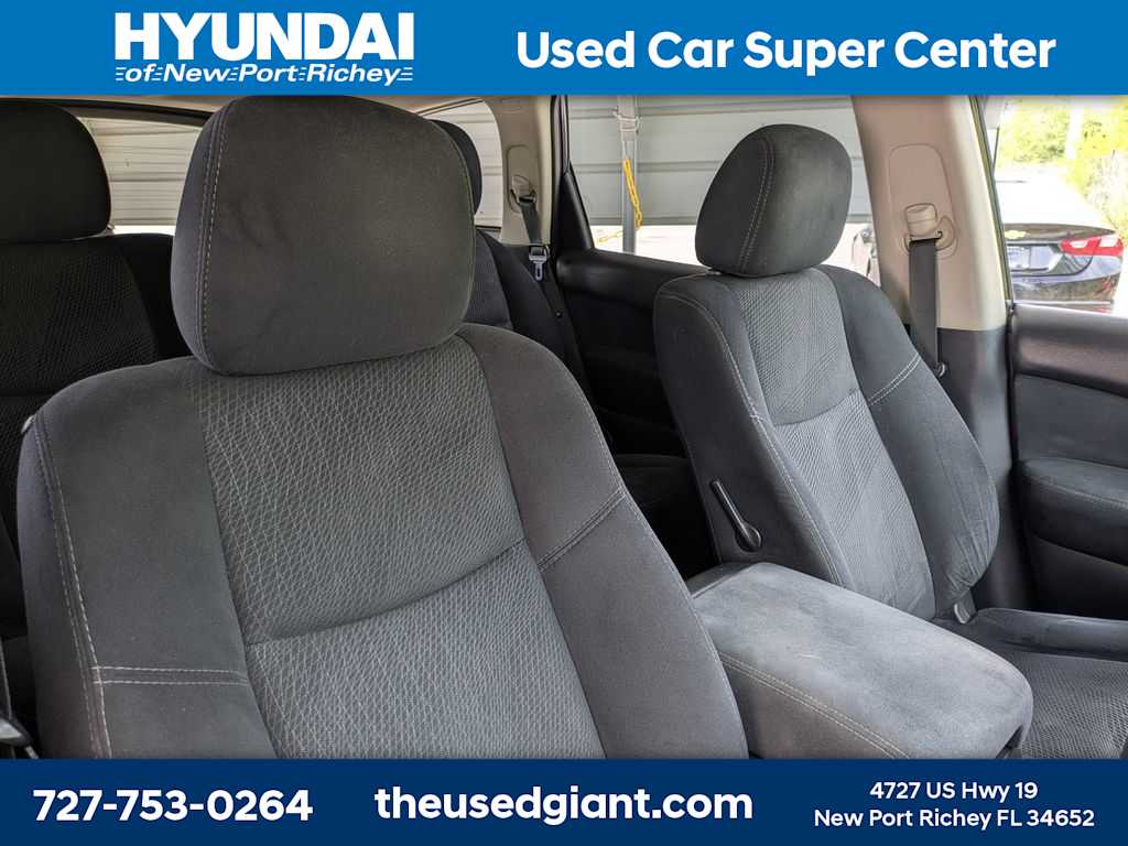 Thumbnail: 2015 Nissan Pathfinder - 6