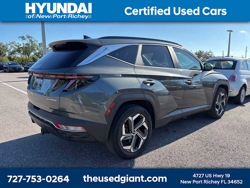 Thumbnail: 2022 Hyundai Tucson - 3