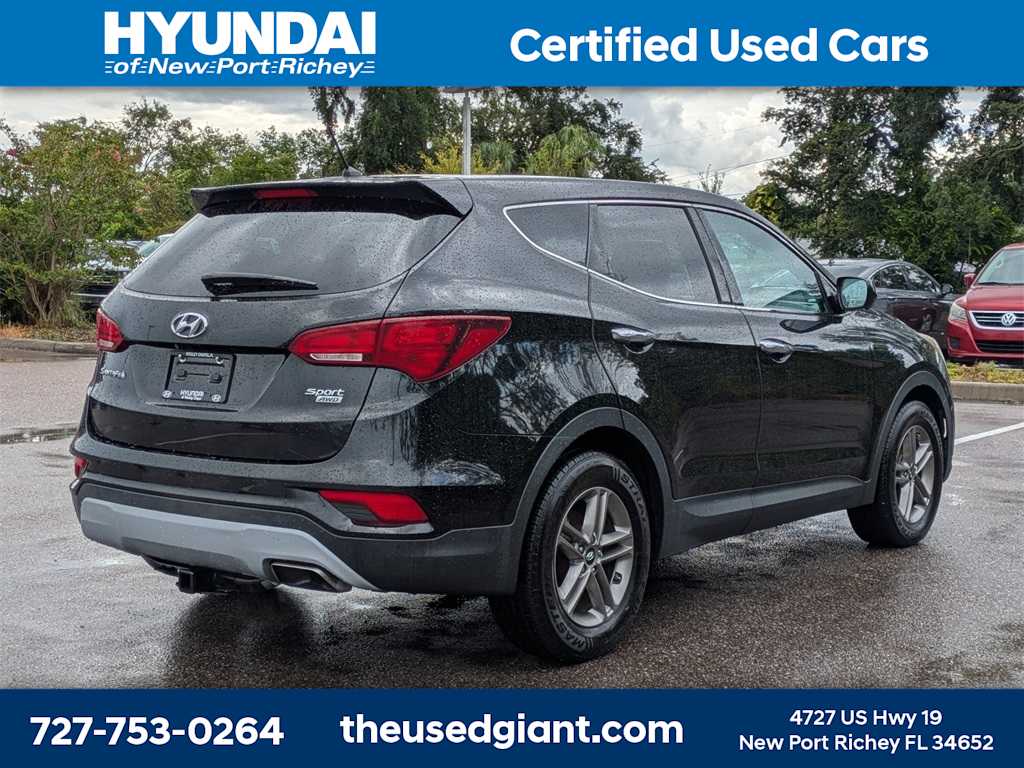 Thumbnail: 2018 Hyundai Santa Fe - 5