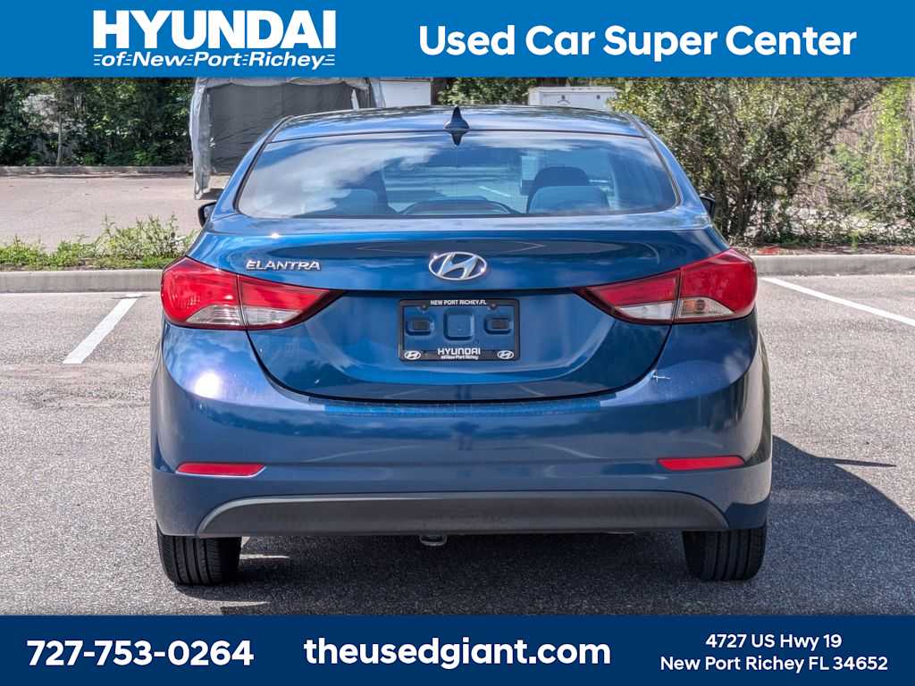Thumbnail: 2015 Hyundai Elantra - 4