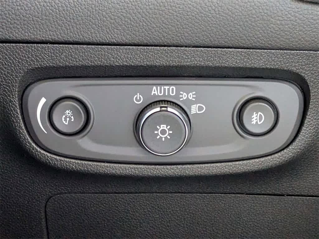 Thumbnail: 2022 Buick Encore GX - 33