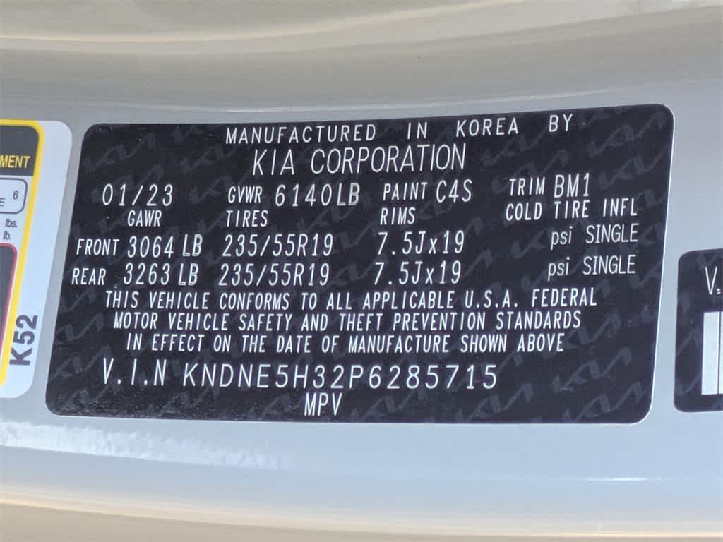 Thumbnail: 2023 Kia Carnival - 47