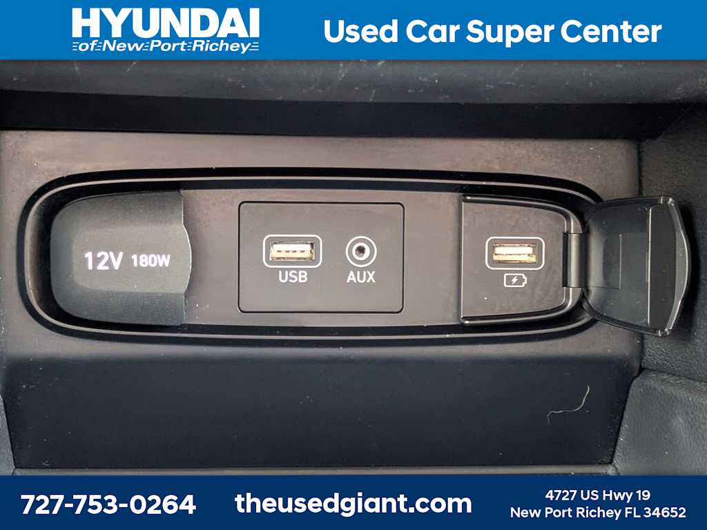 Thumbnail: 2019 Hyundai Santa Fe - 23