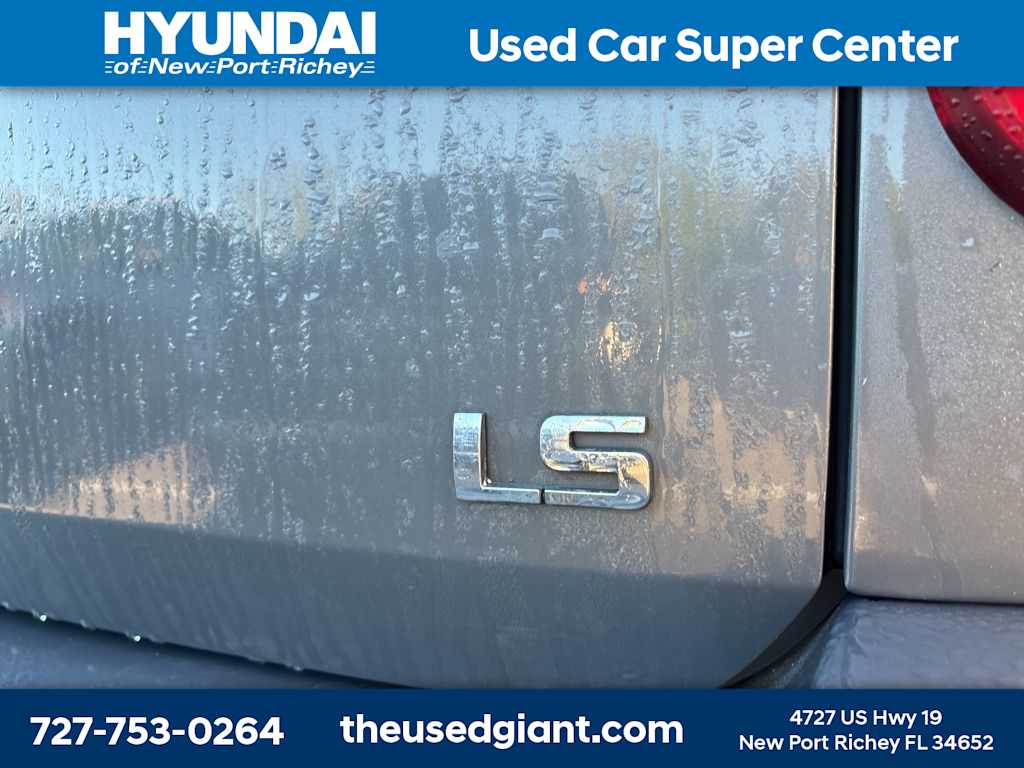 Thumbnail: 2008 Chevrolet HHR - 3