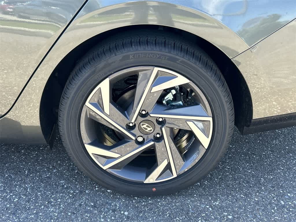 Thumbnail: 2025 Hyundai Elantra - 12