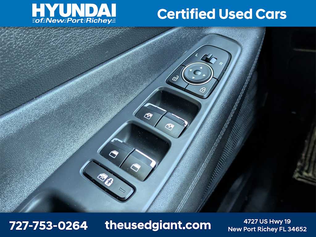 Thumbnail: 2021 Hyundai Santa Fe - 29