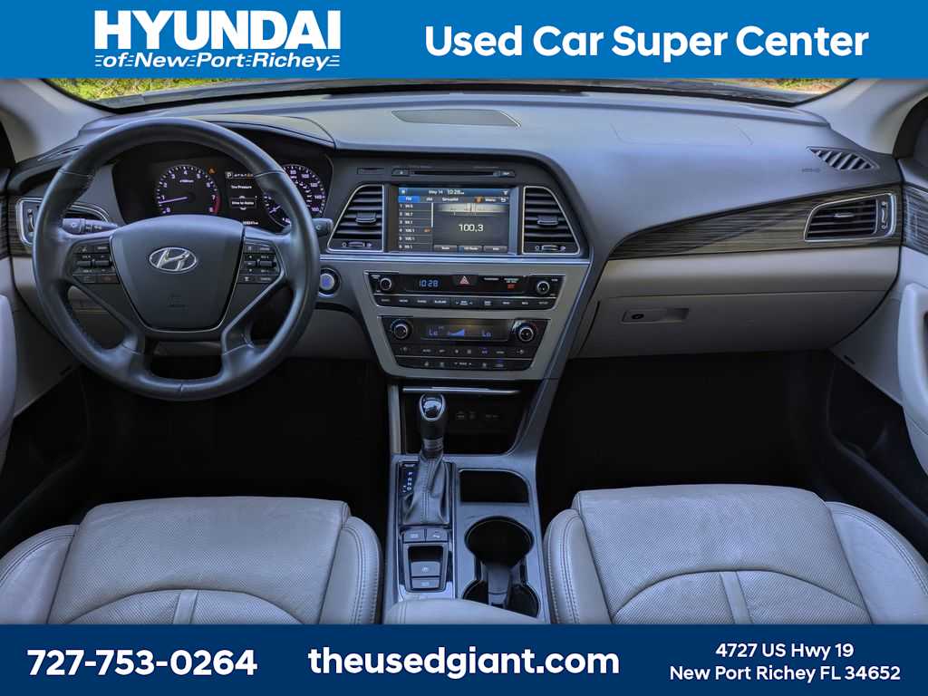 Thumbnail: 2015 Hyundai Sonata - 17