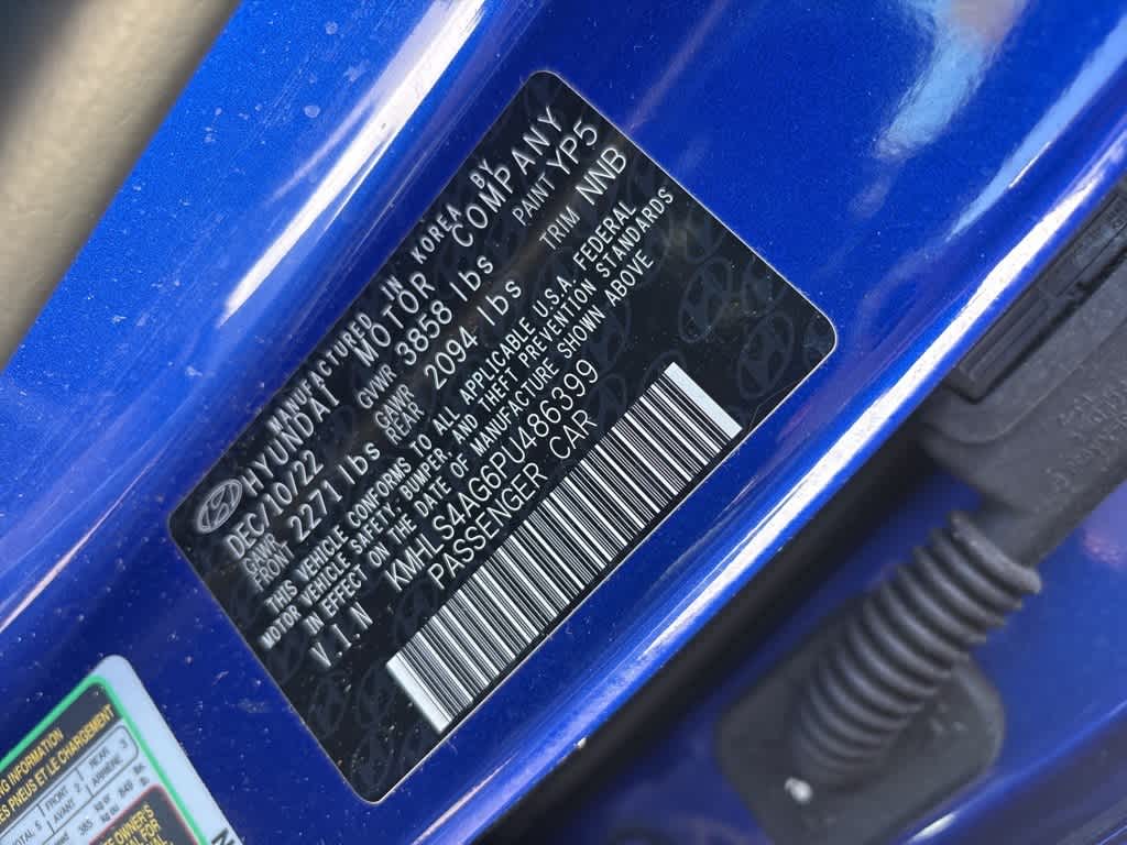 Thumbnail: 2023 Hyundai Elantra - 12