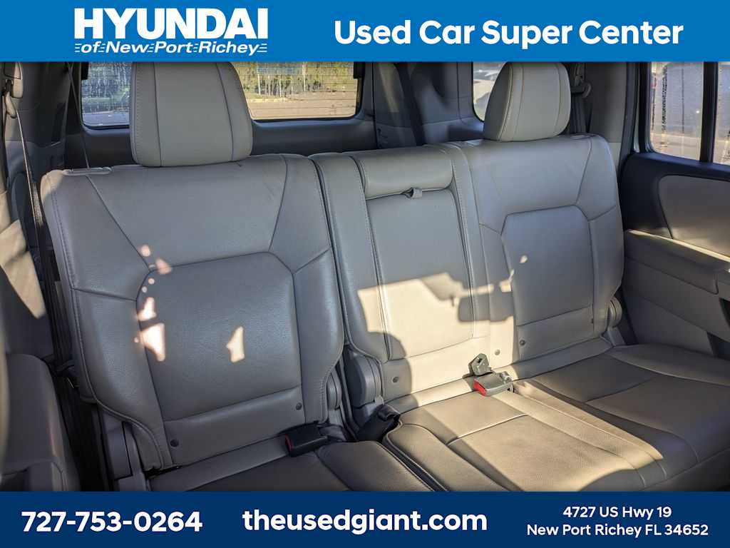 Thumbnail: 2013 Honda Pilot - 9