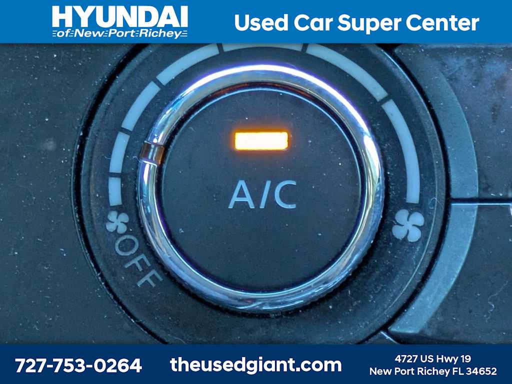 Thumbnail: 2013 Nissan Altima - 20