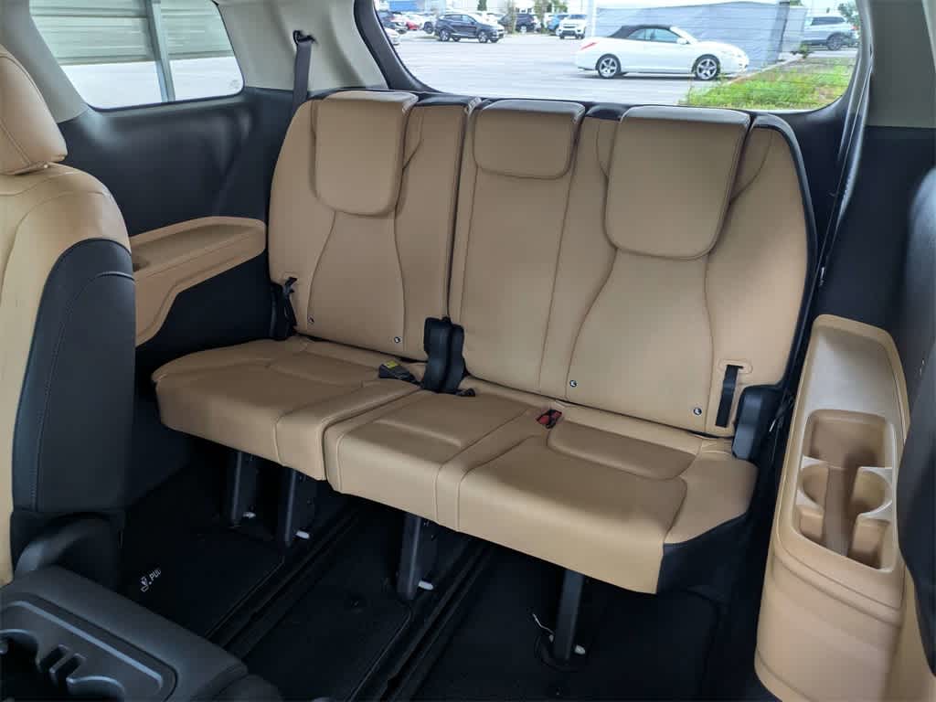 Thumbnail: 2024 Kia Carnival - 14