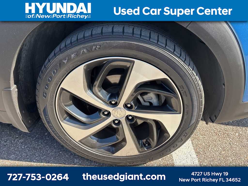 Thumbnail: 2016 Hyundai Tucson - 6