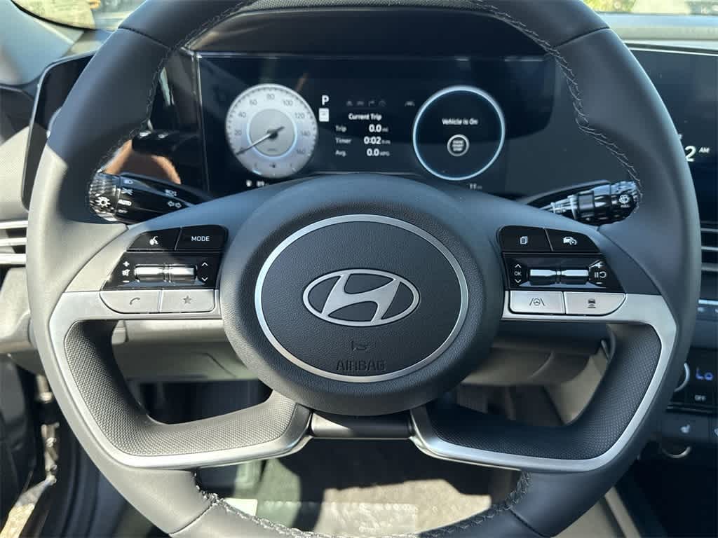 Thumbnail: 2025 Hyundai Elantra - 24